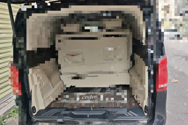 Used Mercedes-Benz Vito 2020 2.0T Elite Version 7 Seats Trunk