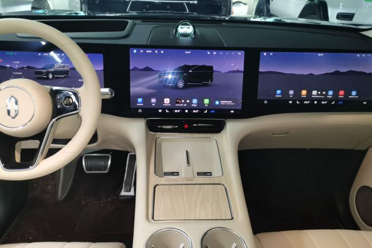 Used Hima AITO M8 2025 Extended-Range Max+ Version 53.4 kWh 6-Seater Edition