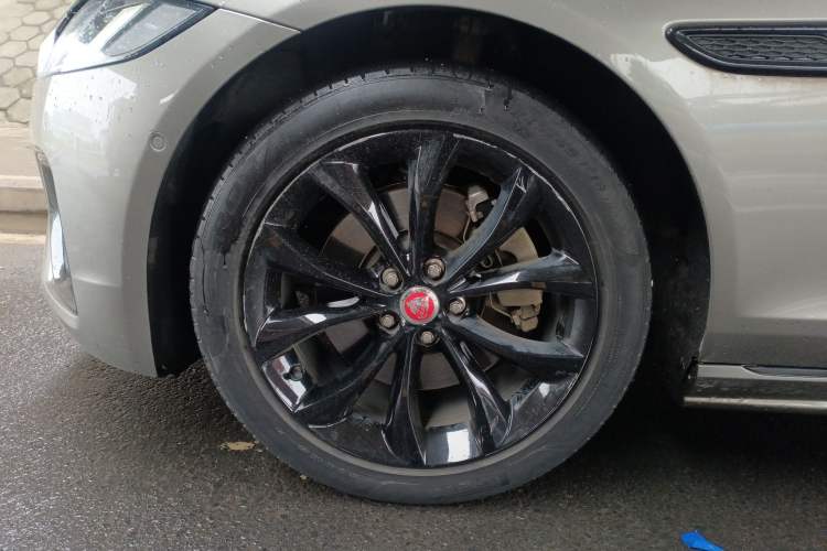 Used Jaguar XFL 2021 XFL 2.0T P250 All-Wheel-Drive Shimmering Black Sport Edition
