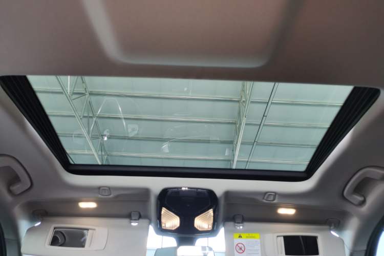 Used BMW 5 Series 2021 Updated Version 525Li Luxury Package