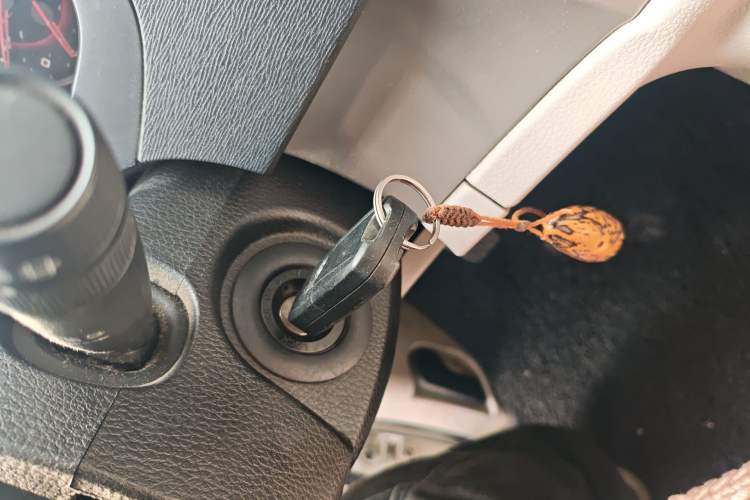 Used SAIC MAXUS G10 2014 2.0T Manual Elite Edition Vehicle Key