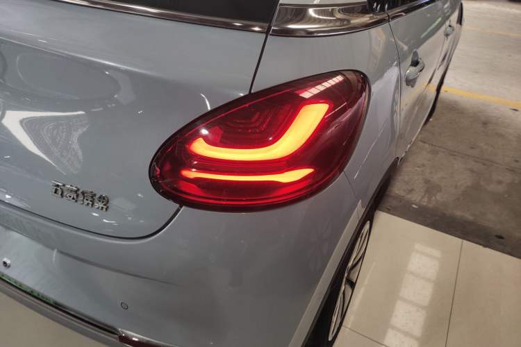 Used Wuling Bingo 2023 410 km Lingxi Deluxe Edition