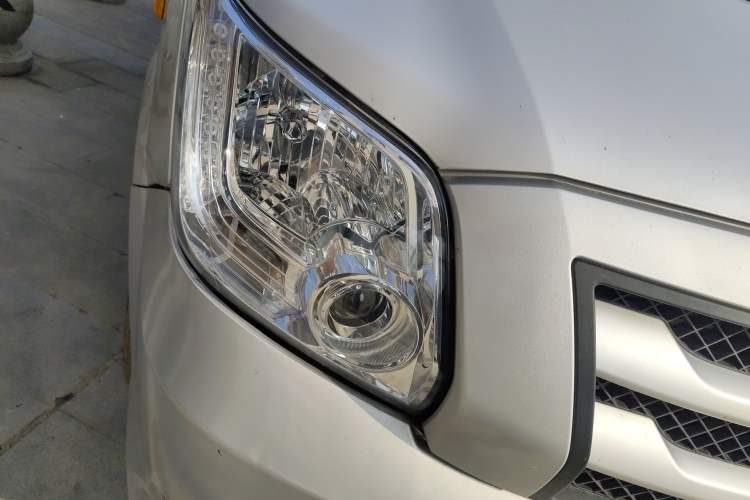 Used Foton Toano 2019 2.5T Multi-Function Long-Wheelbase Mid-Height 5-7 Seater 4J25TC3