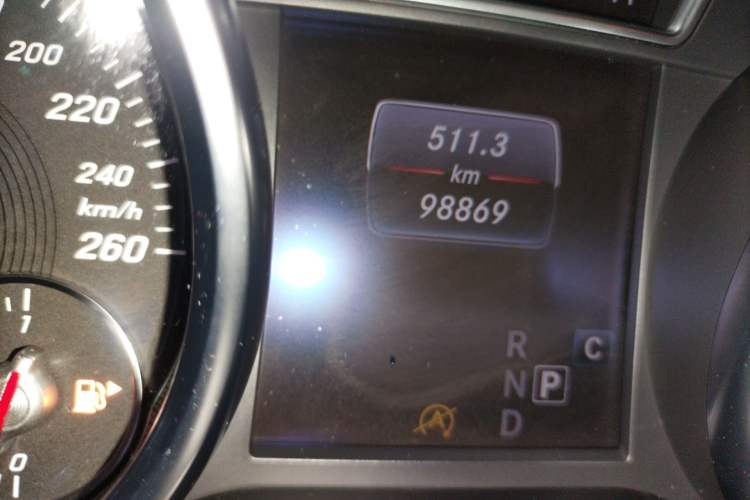 Used Mercedes-Benz GLE Coupe 2018 GLE 400 4MATIC Coupe SUV Odometer Close Up