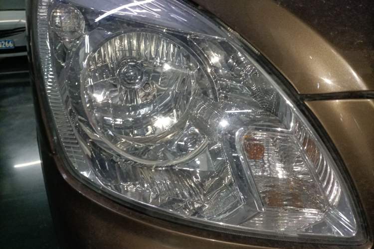 Used Foton MP-X E 2014 2.4L Wealth Express Comfort Edition 4G69