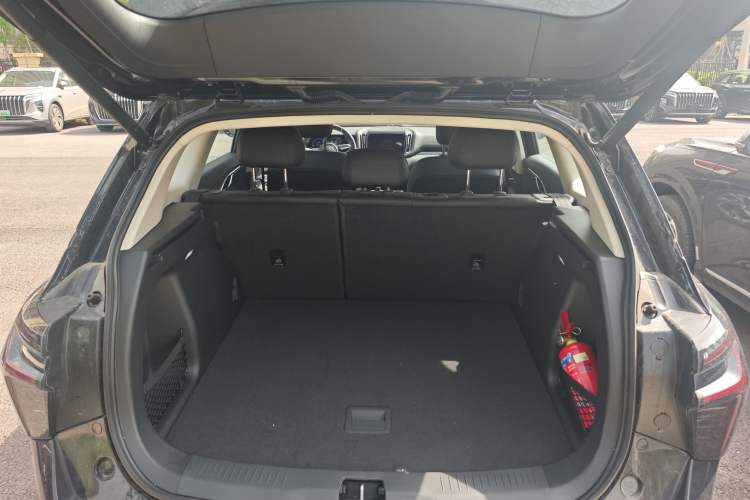 Used Hongqi HS3 PHEV 2025 Model 117km Jingwei Edition