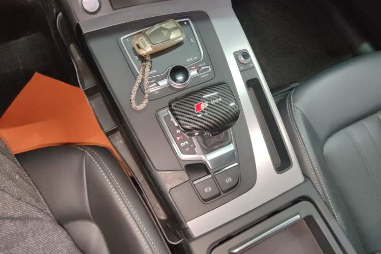 Used Audi Q5L 2020 Updated 40 TFSI Prestige Fashion Edition