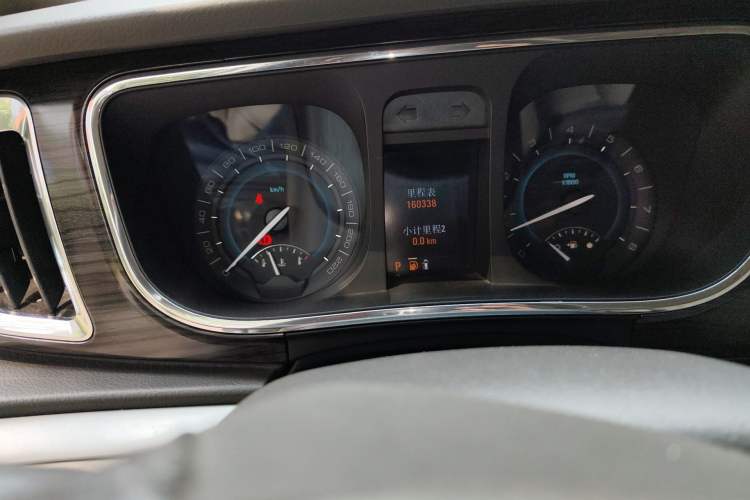 Used Buick GL8 2011 3.0L GT Luxury Business Haoya Edition Instrument Cluster