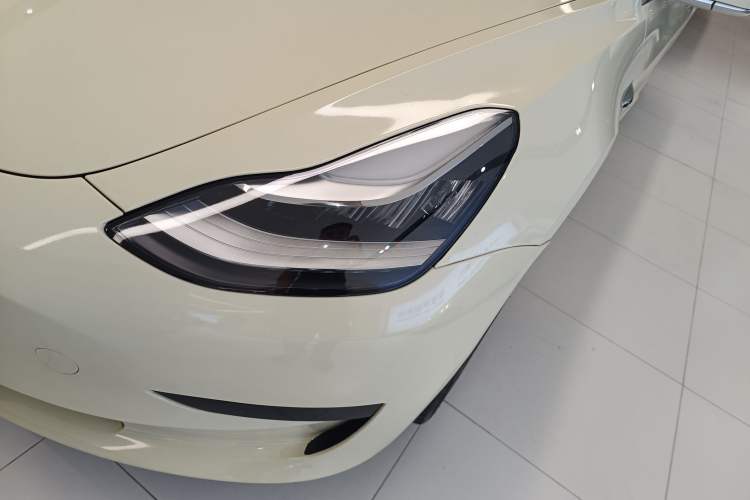 Used Tesla Model 3 2019 Standard Range Rear-Drive Upgraded Version
