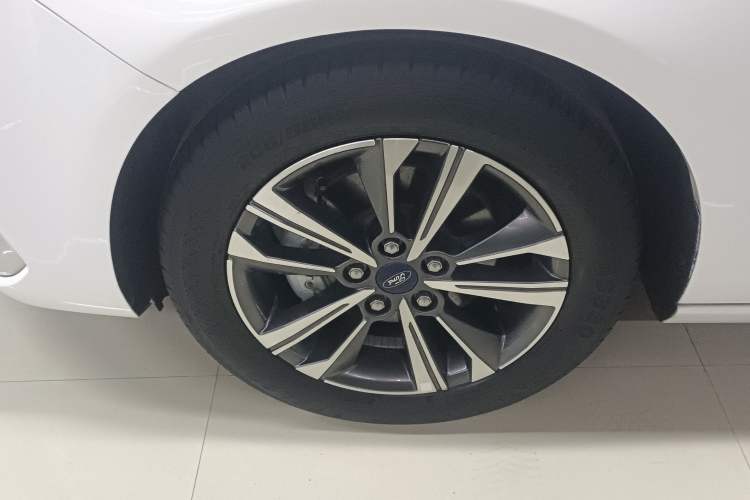 Used Ford Escort 2021 1.5L Automatic Diamond Edition
