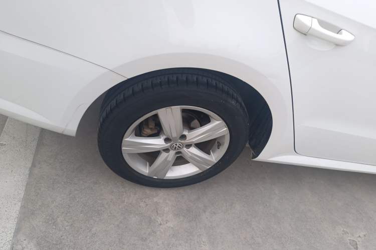 Used Volkswagen Lavida 2017 1.6L Automatic Fashion Edition
