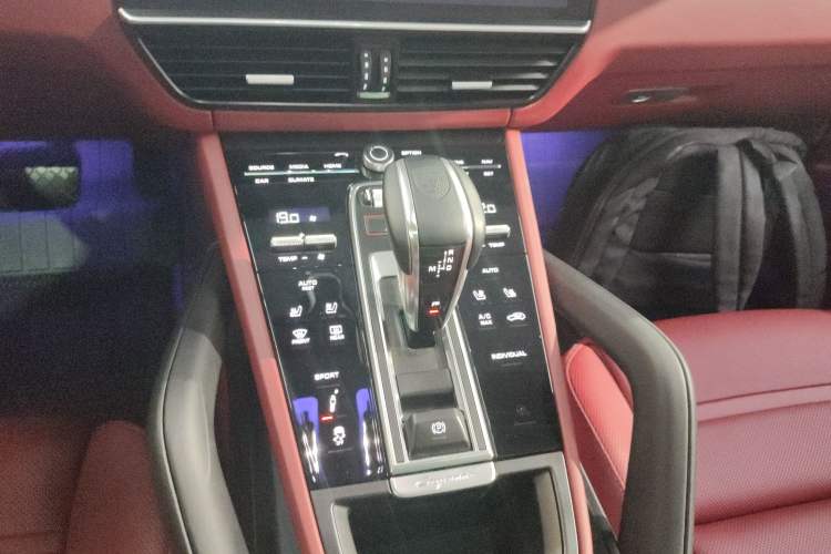 Used Porsche Cayenne 2023 Cayenne 3.0T Platinum Edition
