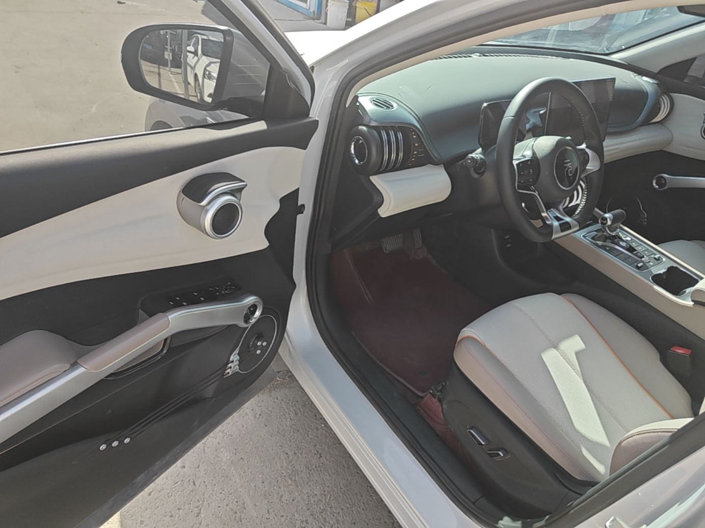BYD Yuan PLUS 2024 Honor Edition 430KM Beyond Model — снимка 18