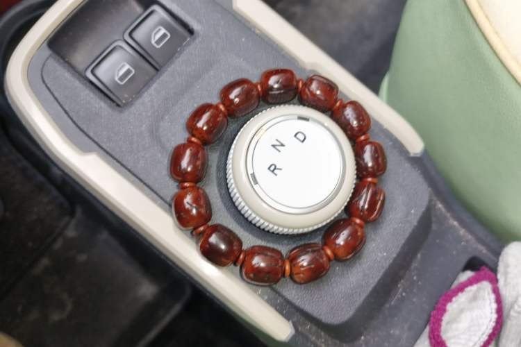 Used Chery QQ Ice Cream 2024 Edition Youth Version 205km Sundae Gear Lever