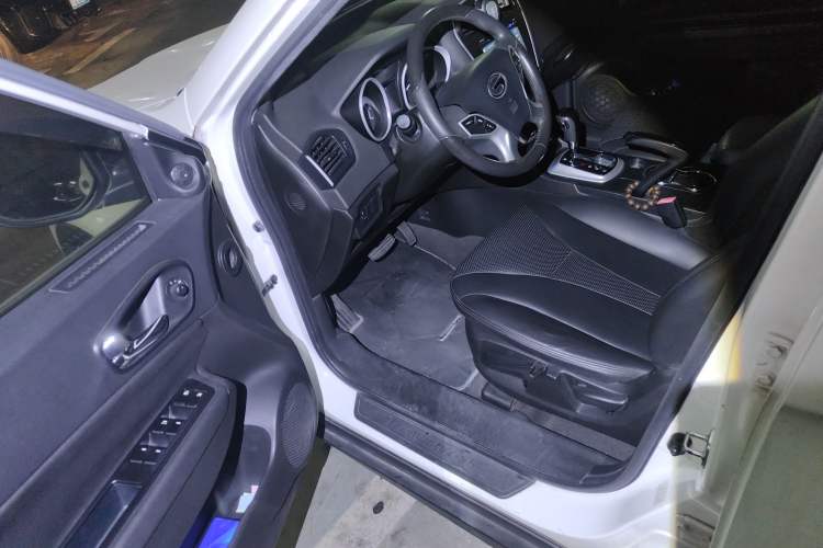 Used GAC Trumpchi GS5 2014 2.0L Automatic Two-Wheel Drive Deluxe Edition
