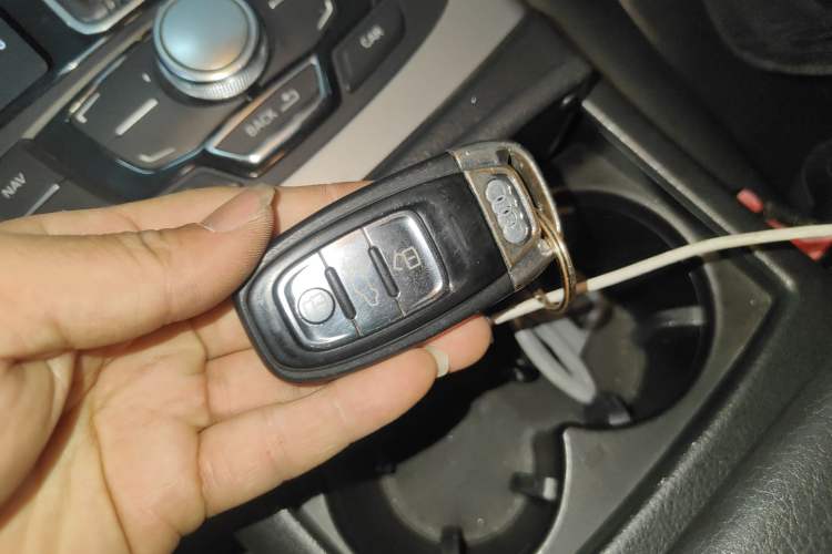 Used Audi A7 2013 30 FSI Standard Edition Vehicle Key