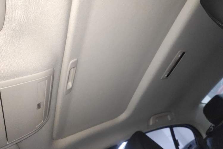 Used Mazda 3 Axela 2020 2.0L Automatic Zhiya Edition Headliner