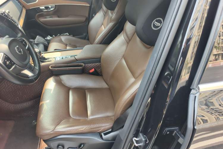 Used Volvo XC90 2019 T6 Zhiyi Edition 7-Seater China V Emission Standard