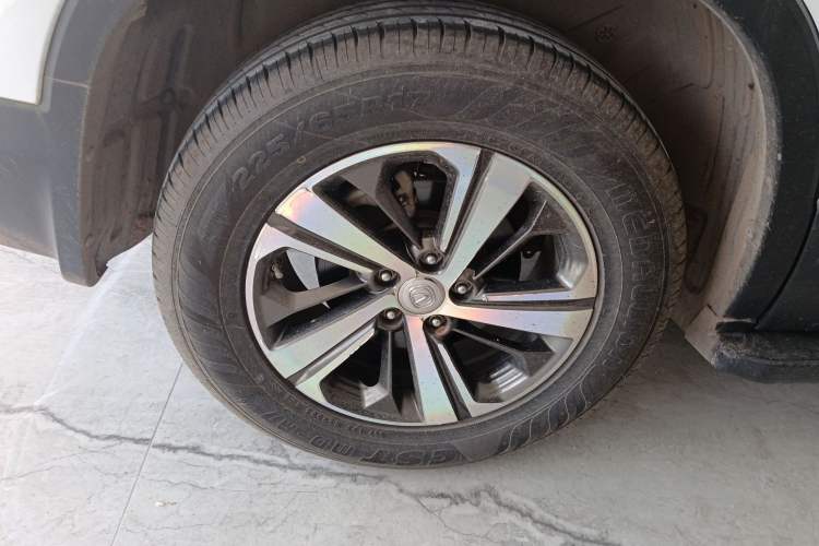 Used CHANGAN CS75 2020 280T Manual Elite Version China VI Right Rear Wheel Hub