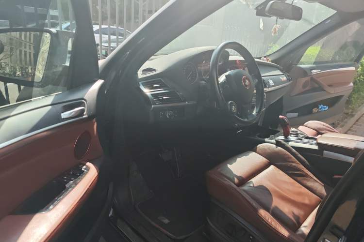 Used BMW X5 2011 xDrive35i M Sport model Driver Seat