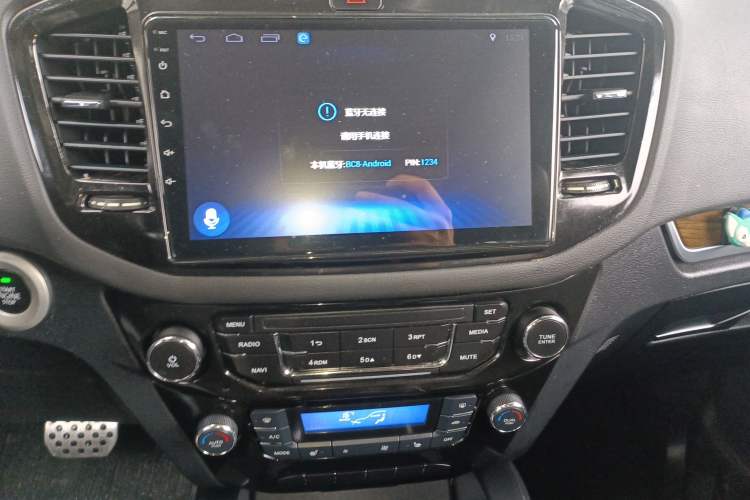 Used Geely Auto GX7 2015 Sports Edition 2.0L Automatic Prestige Model
