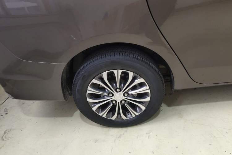 Used Buick GL8 2022 Land Cruiser Executive Class 652T Comfort Model