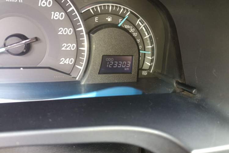 Used Toyota Camry 2015 2.0E Elite Edition
