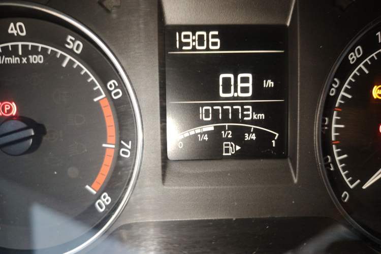 Used Skoda Rapid Spaceback 2016 Revised Version 1.6L Manual Front-Drive Edition