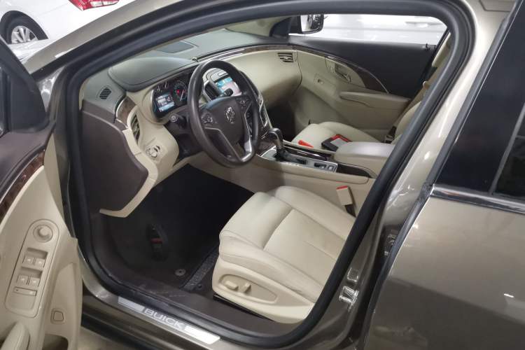 Used Buick LaCrosse 2013 2.4L SIDI Leading Comfort Version