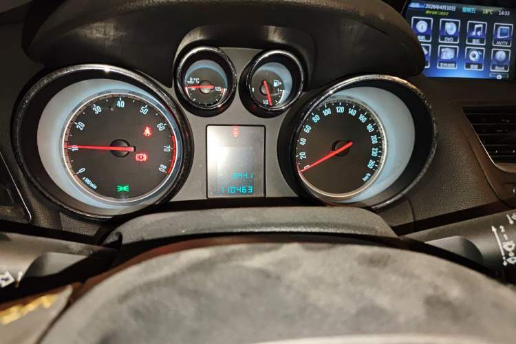 Used Buick Encore 2013 1.4T Automatic Two-Wheel Drive Elite Model Instrument Cluster