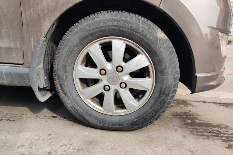 Used Wuling Hongguang 2014 1.2L S Comfort Model China IV