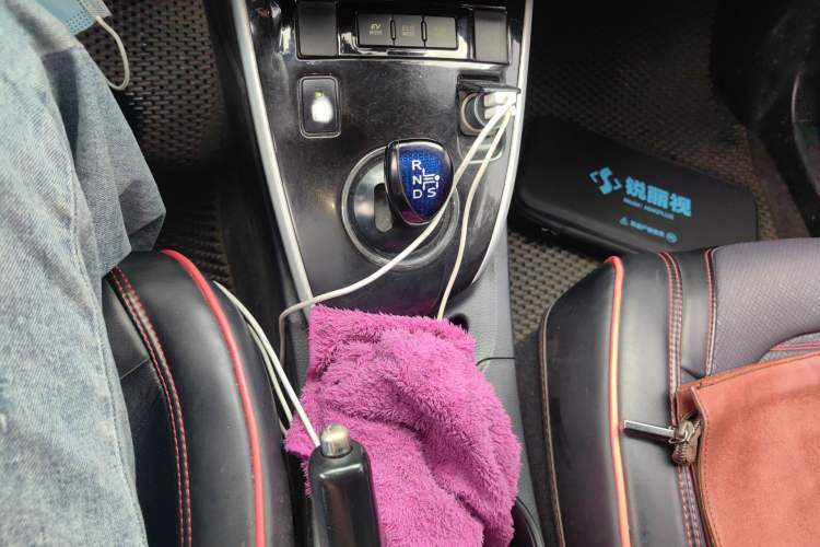 Used Toyota Levin 2017 Revised Dual-Engine 1.8H GS E-CVT Elite Sunroof Version China V Standard Gear Lever