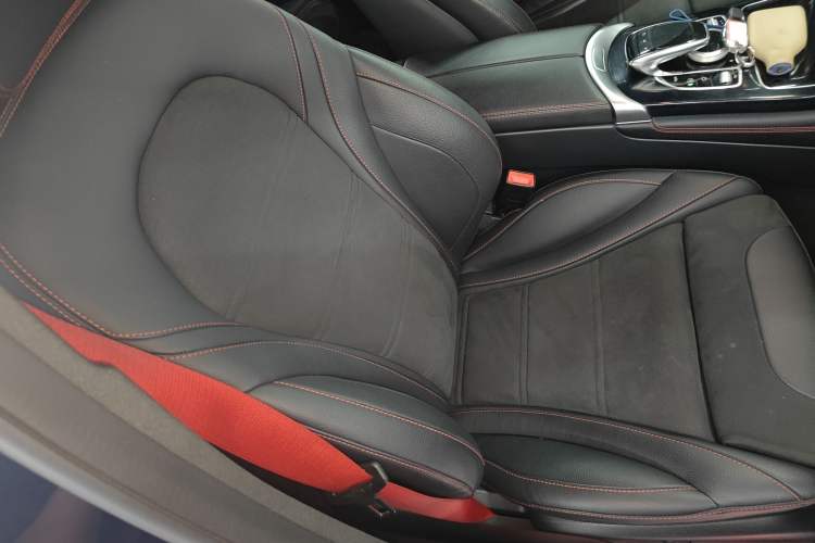 Used Mercedes-Benz GLC AMG 2017 AMG GLC 43 4MATIC Right Front Seat