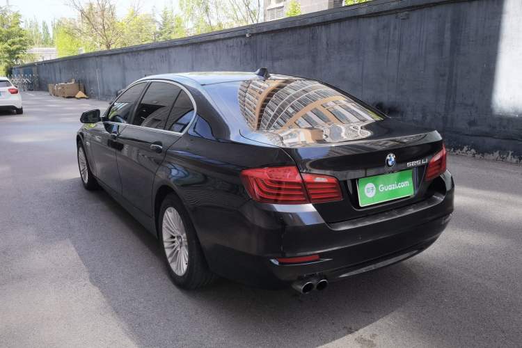 Used BMW 5 Series 2014 525Li Leading Model Rear Left 45 Deg