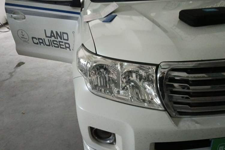 Used Toyota Land Cruiser 
