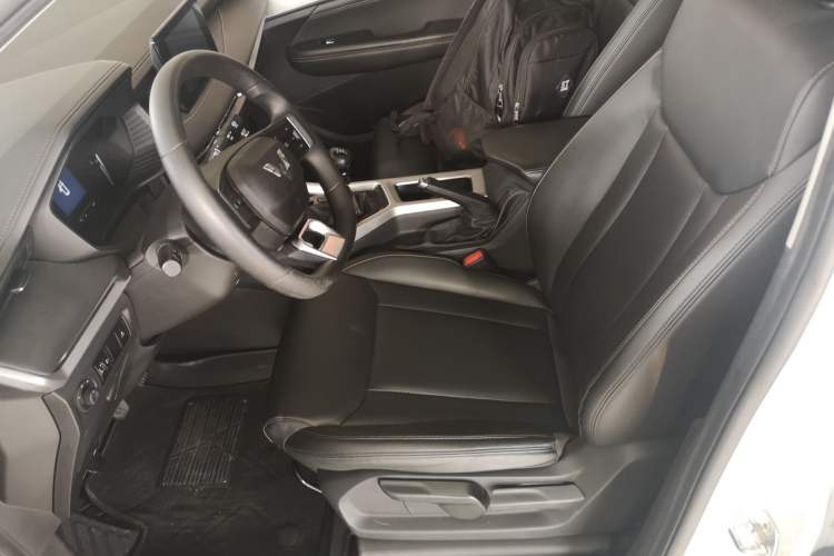 Used Wuling Jiachen 2022 1.5T Manual Light Enjoyment Dynamic Version
