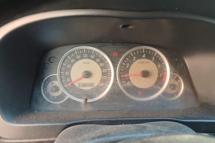 Used FAW Senya S80 2011 1.5L Manual 7-Seater Urban Elite Edition