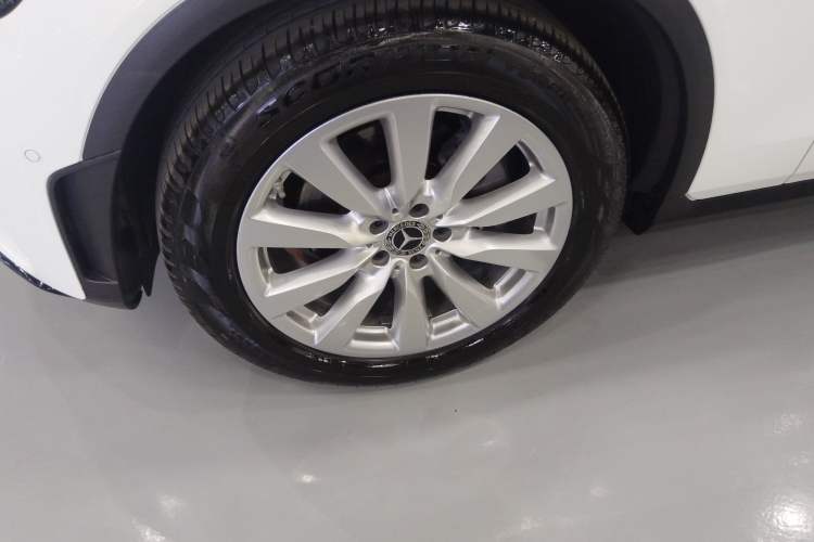 Used Mercedes-Benz GLC Coupe 2021 GLC 260 4MATIC Coupe SUV Exterior 4