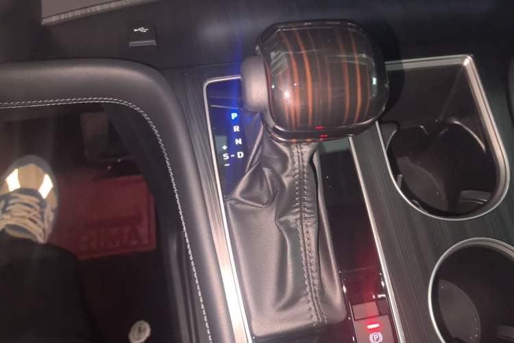 Used Toyota SIENNA 2024 2.5L Hybrid Prestige Deluxe Edition
