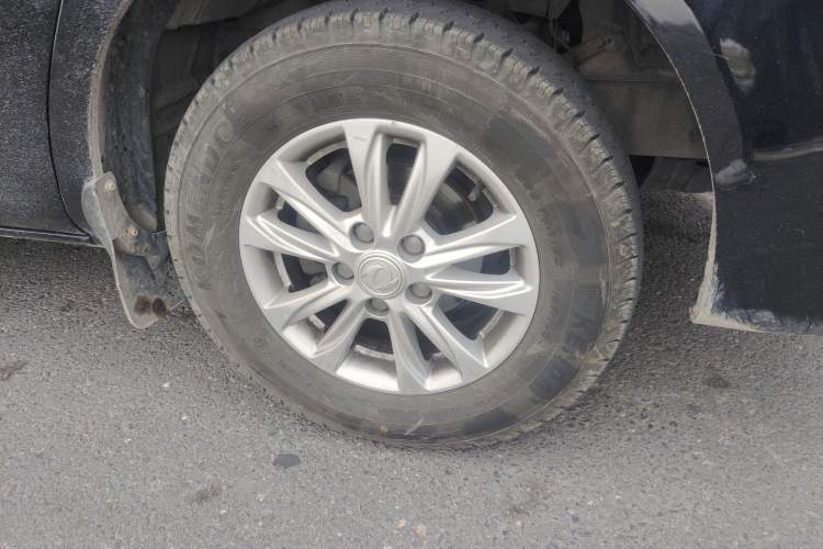 Used FORTHING Lingzhi 2019 M5 1.6L 7-Seater Luxury Model China VI Standard