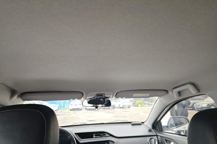 Used Chery Tiggo 3X 2018 1.5L Automatic Elite Edition Headliner