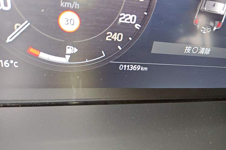 Used Land Rover Defender 2023 130 3.0T P400 HSE