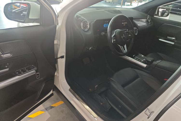 Used Mercedes-Benz EQA 2022 EQA 260 Driver Seat