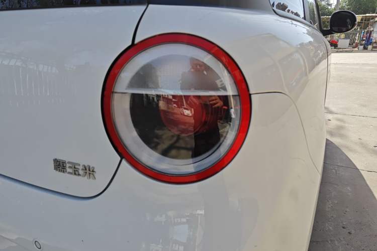 Used CHANGAN NEVO Lumin 2022 155 km – Refreshingly Sweet Edition Right Rear Taillight
