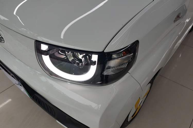 Used Chery QQ Ice Cream 2022 170km Sundae Phosphate Lithium-Ion Left Front Headlight