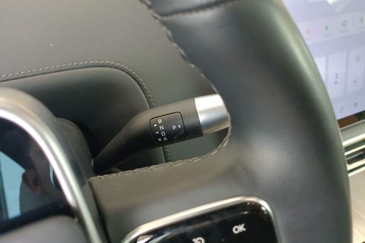 Used Li Auto L7 2024 MAX Model Gear Lever