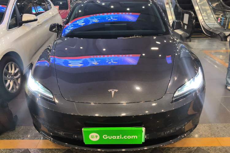 Used Tesla Model 3 2025 Rear-Wheel-Drive Version