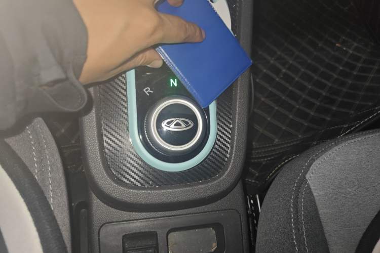 Used Chery Little Ant 2021 150 000 Yuan Ant Fan Edition Ant Stylish Version Lithium Iron Phosphate Gear Lever