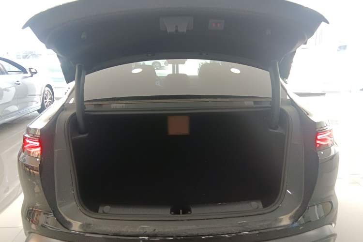 Used BYD Han L 2025 EV Four-Wheel Drive LiDAR Flagship Model