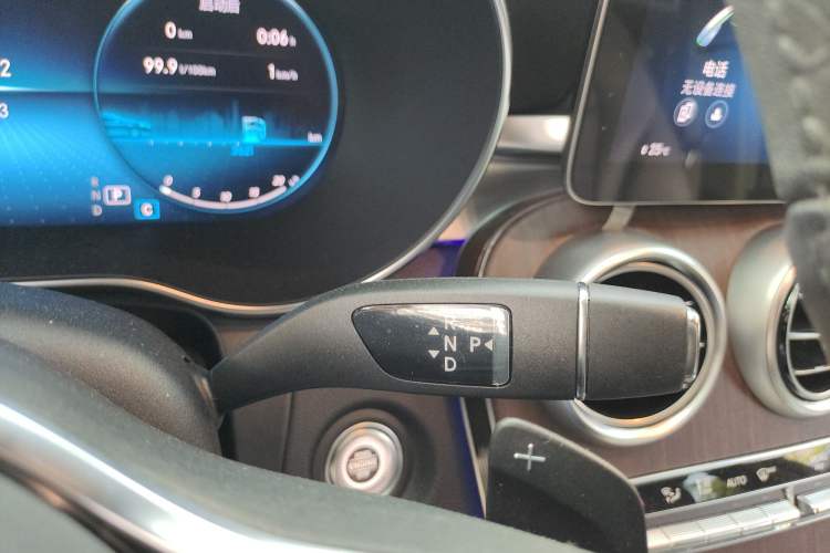 Used Mercedes-Benz GLC 2021 GLC 300 L 4MATIC Dynamic Model Gear Lever